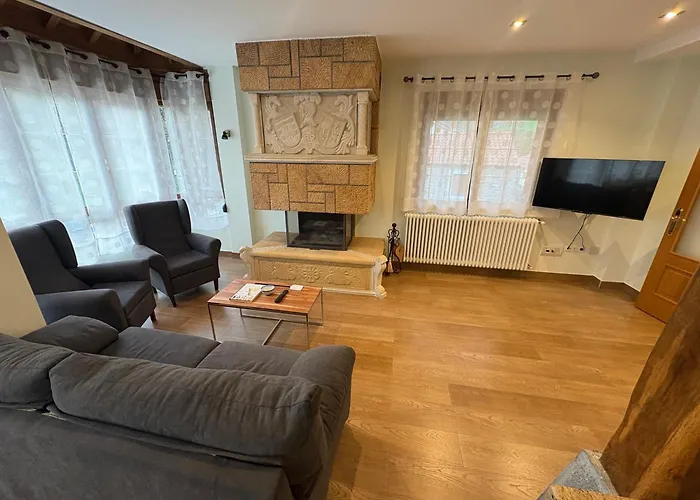 La Casona El Carrascal Holiday home La Gandara